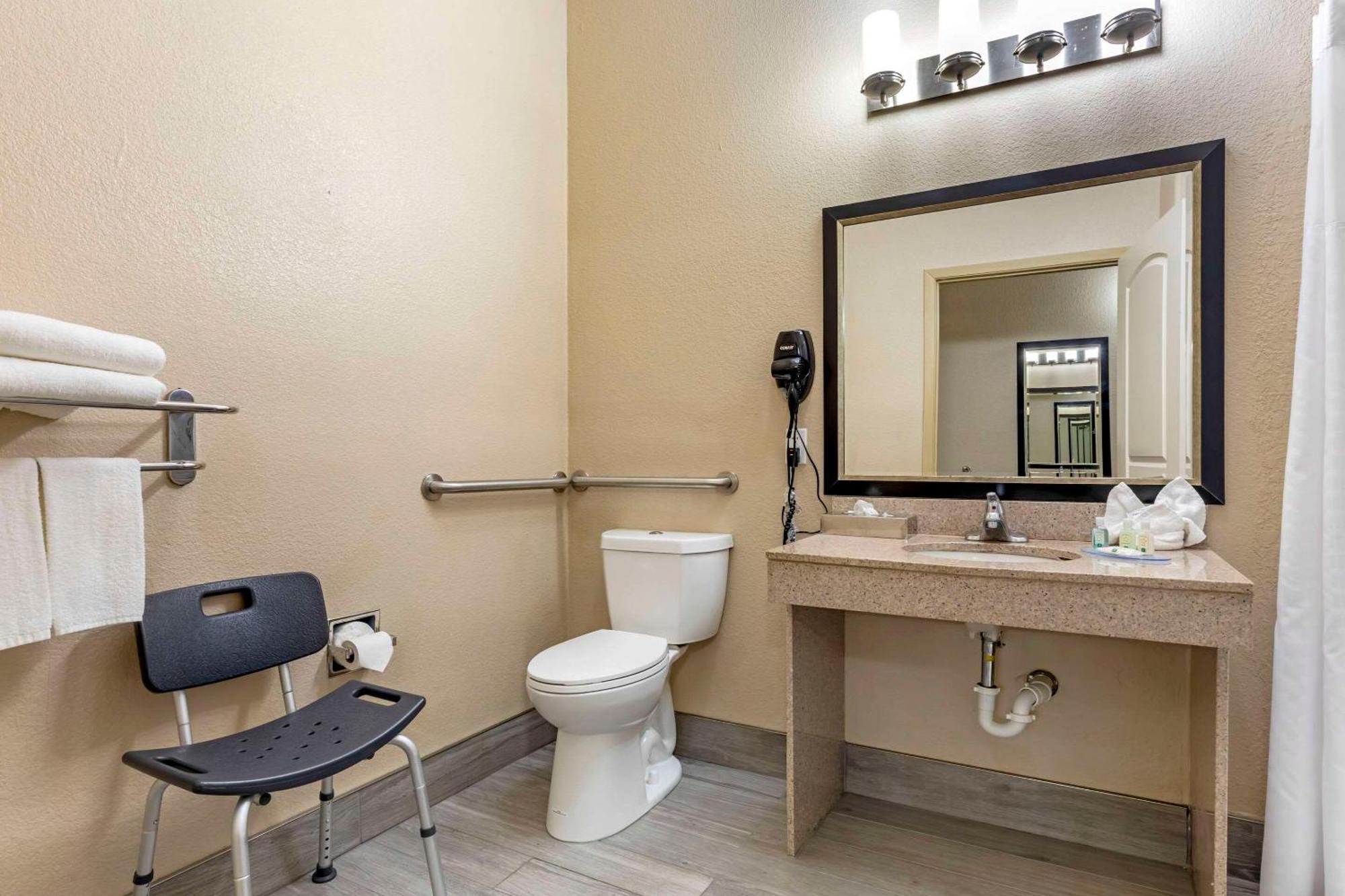 Quality Inn And Suites Groesbeck Kültér fotó