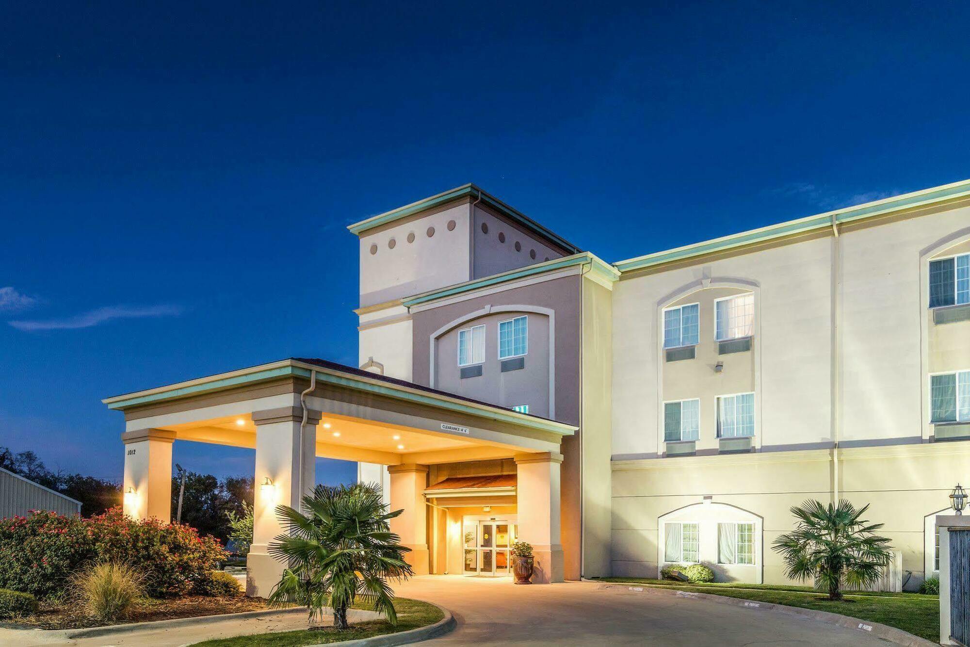 Quality Inn And Suites Groesbeck Kültér fotó