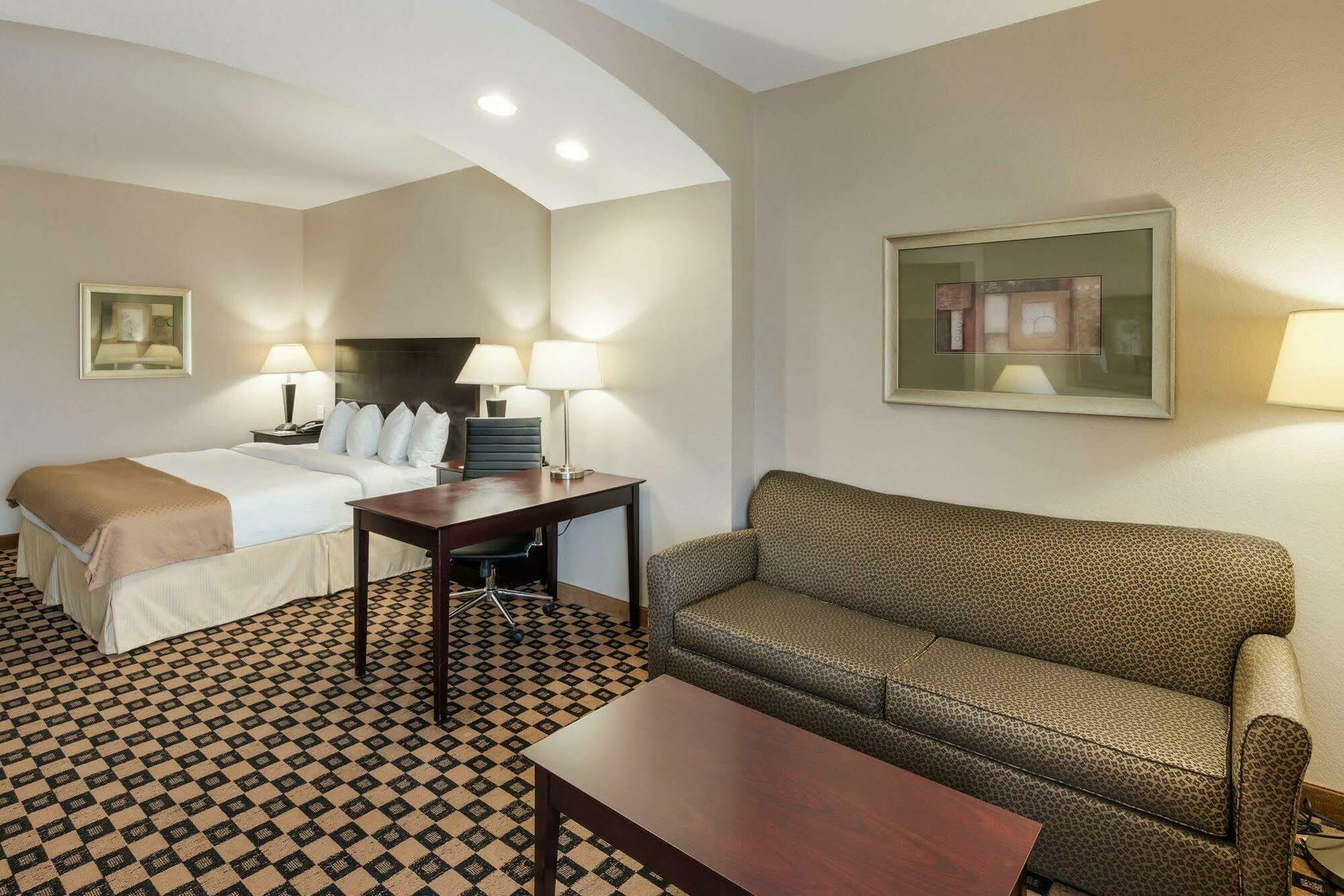 Quality Inn And Suites Groesbeck Kültér fotó